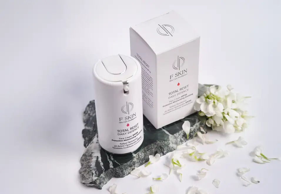 SPF50 Total Reset Daily Defence